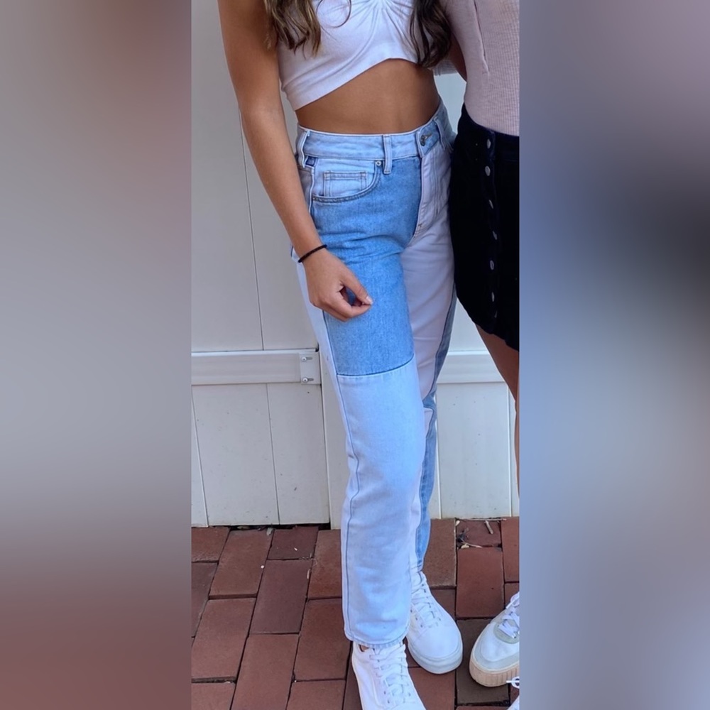 jeans with white stripe
